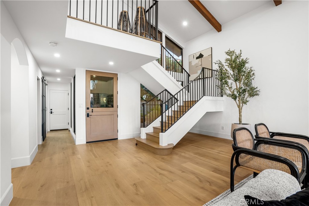 16861 Edgewater