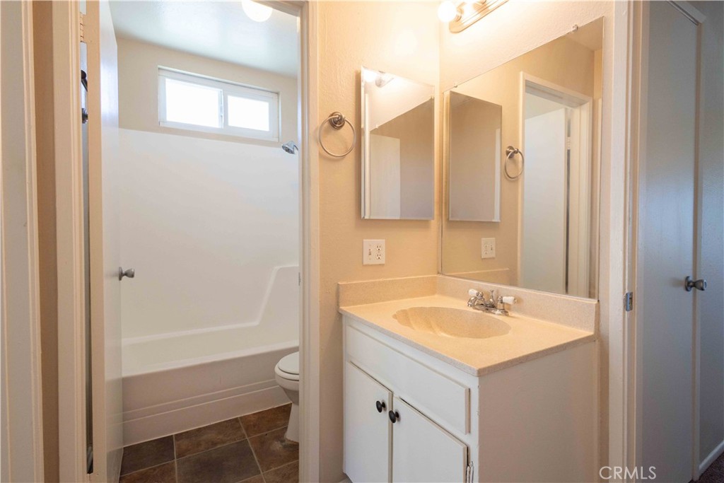 1272 Vista Serena