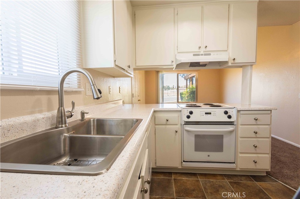 1272 Vista Serena