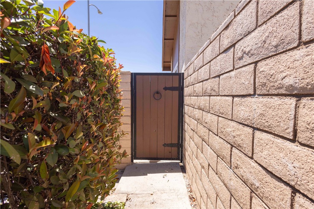 1272 Vista Serena