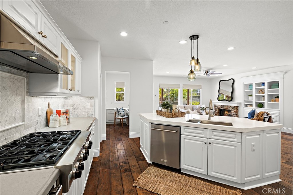 18 Via Cancion