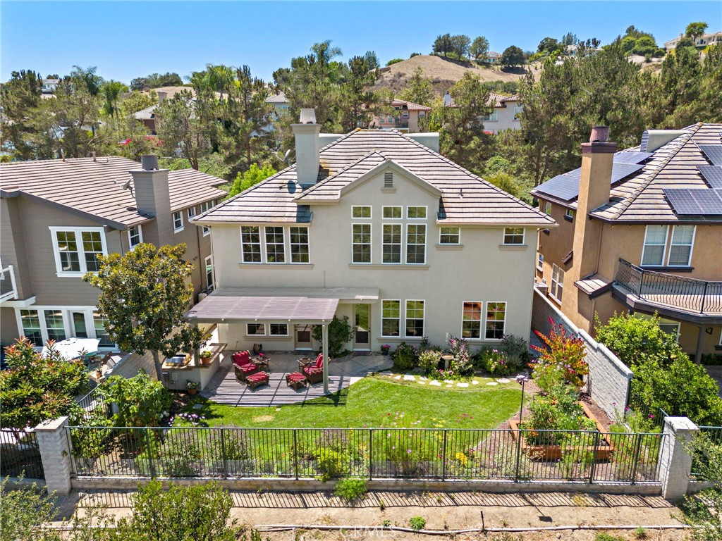 48 Downfield Way