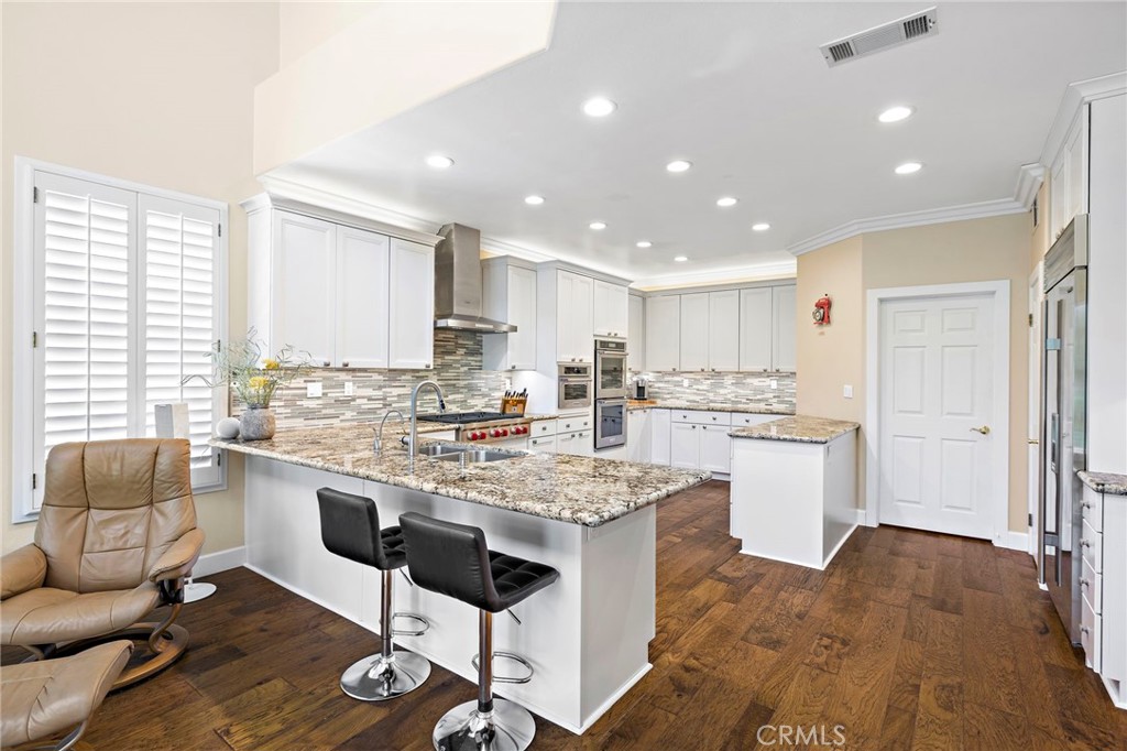 48 Downfield Way