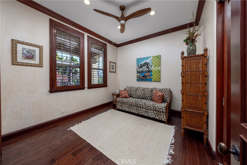 5612 OCEAN VISTA Drive