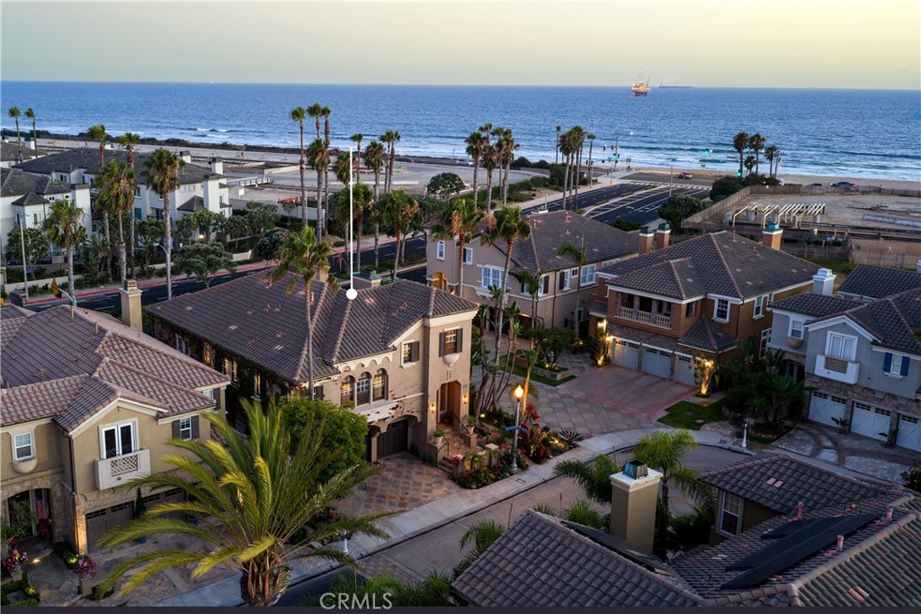5612 OCEAN VISTA Drive