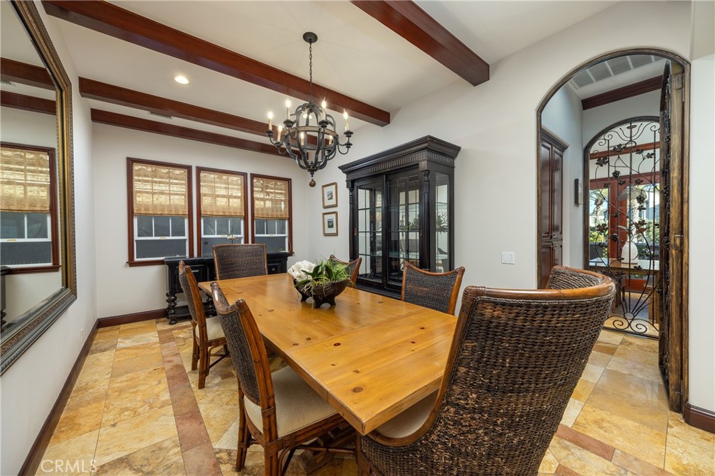 5612 OCEAN VISTA Drive