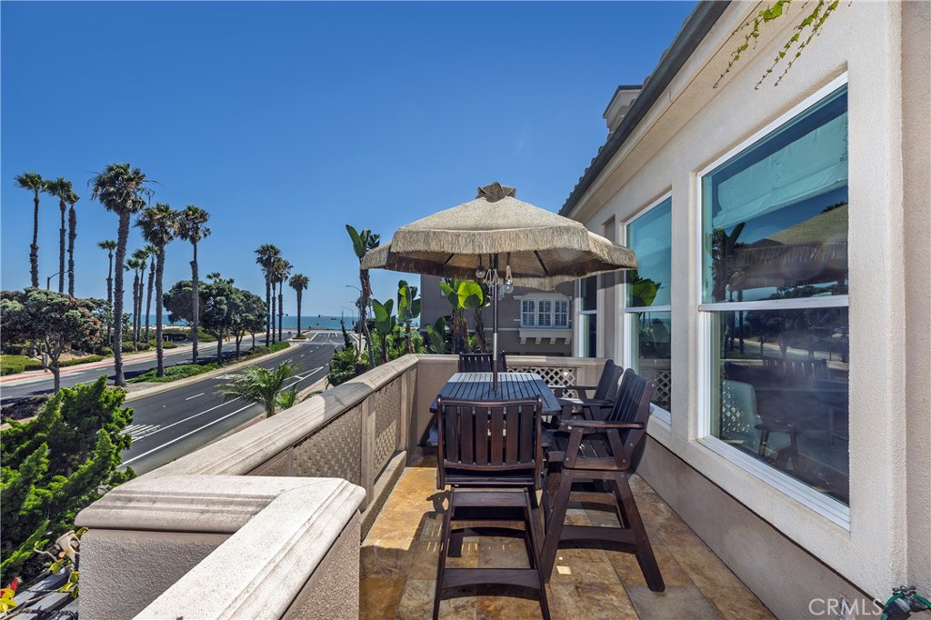 5612 OCEAN VISTA Drive