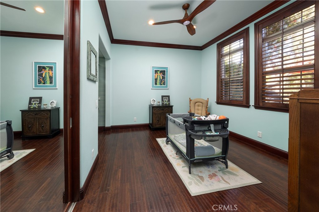 5612 OCEAN VISTA Drive
