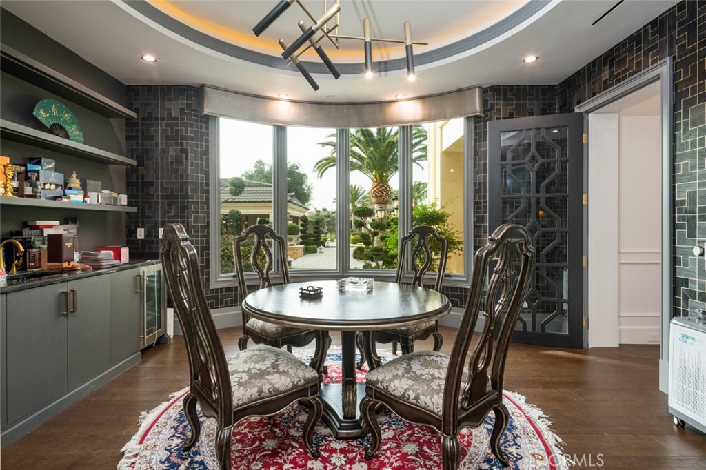 61 Palm Hill Lane
