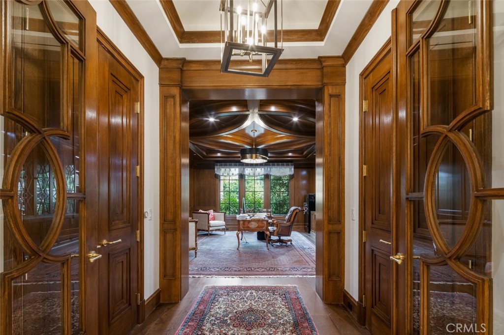 61 Palm Hill Lane