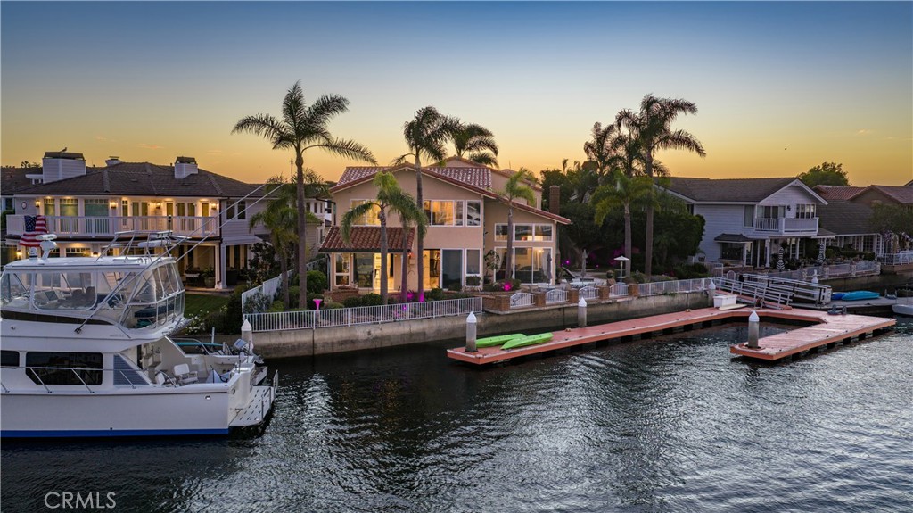 16932 Coral Cay