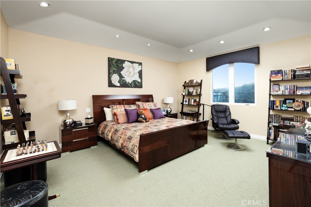16932 Coral Cay