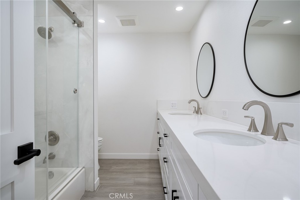 5116 Marina Pacifica N