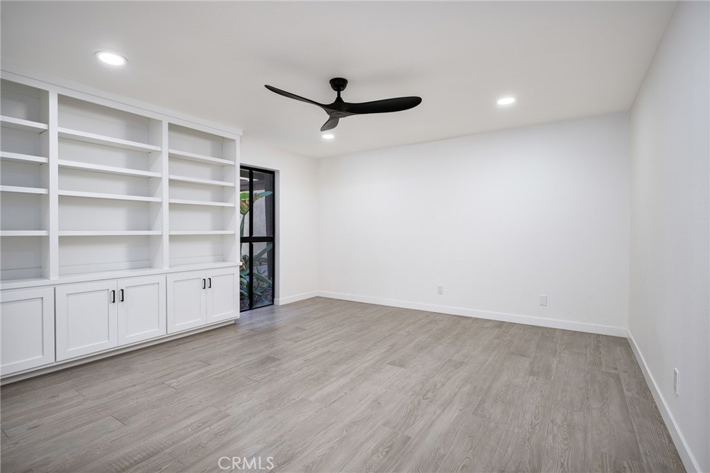 5116 Marina Pacifica N