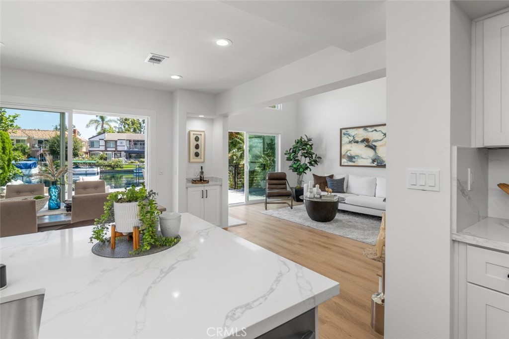 22627 Lakeside Lane