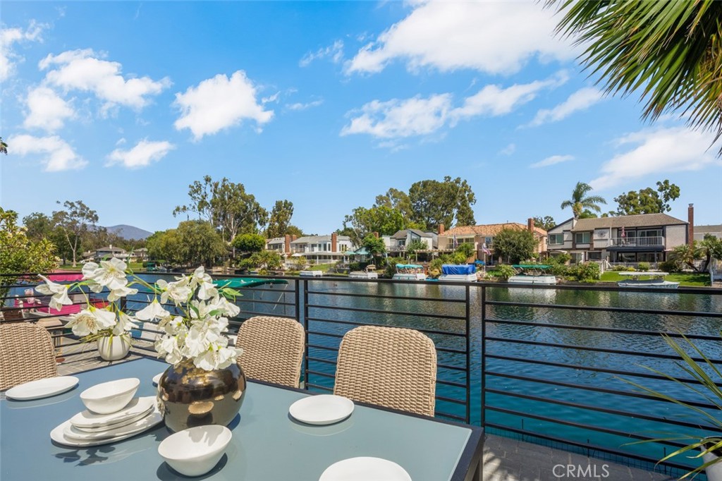 22627 Lakeside Lane