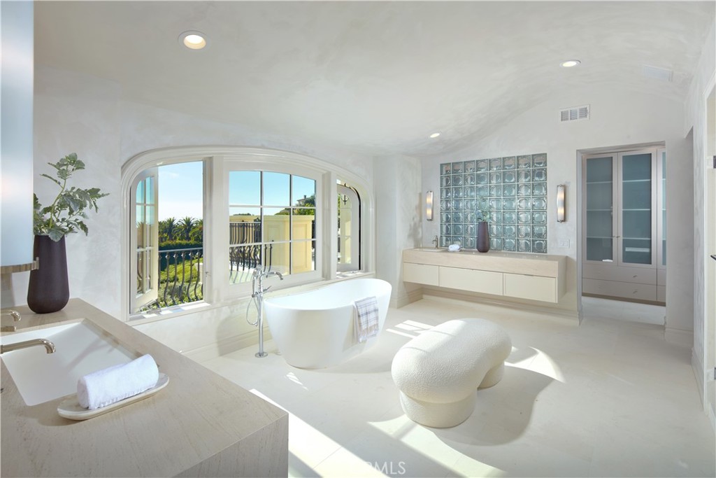 3 Island Vista