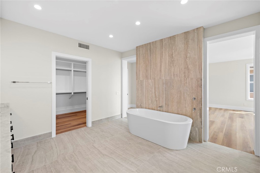 22661 Sweetmeadow