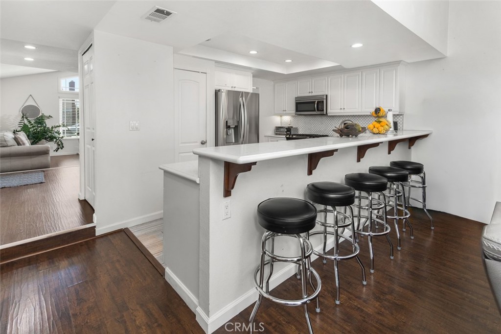 11157 Flower Ave