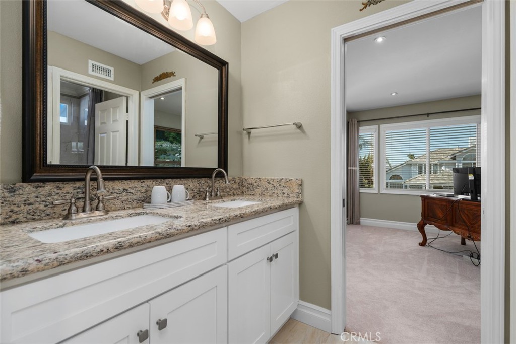 22385 Pineglen