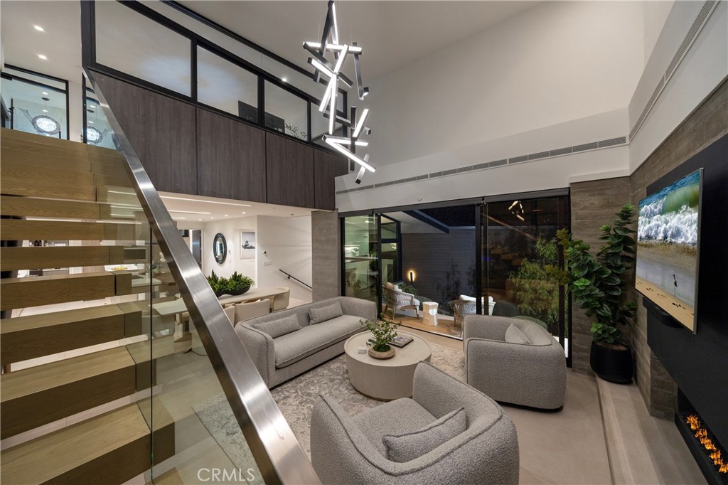 1414 Dunning Drive