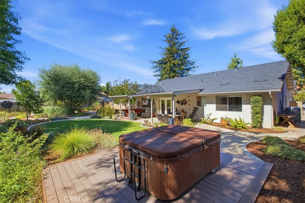 1418 Diamond Court