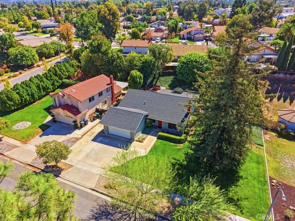1418 Diamond Court