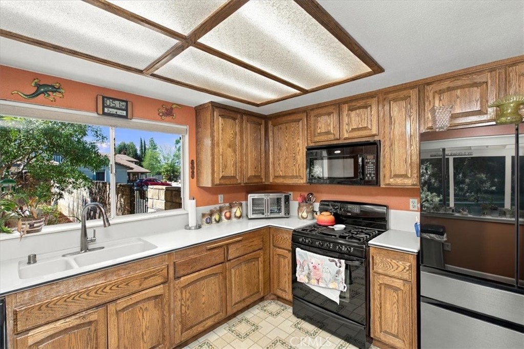 1418 Diamond Court