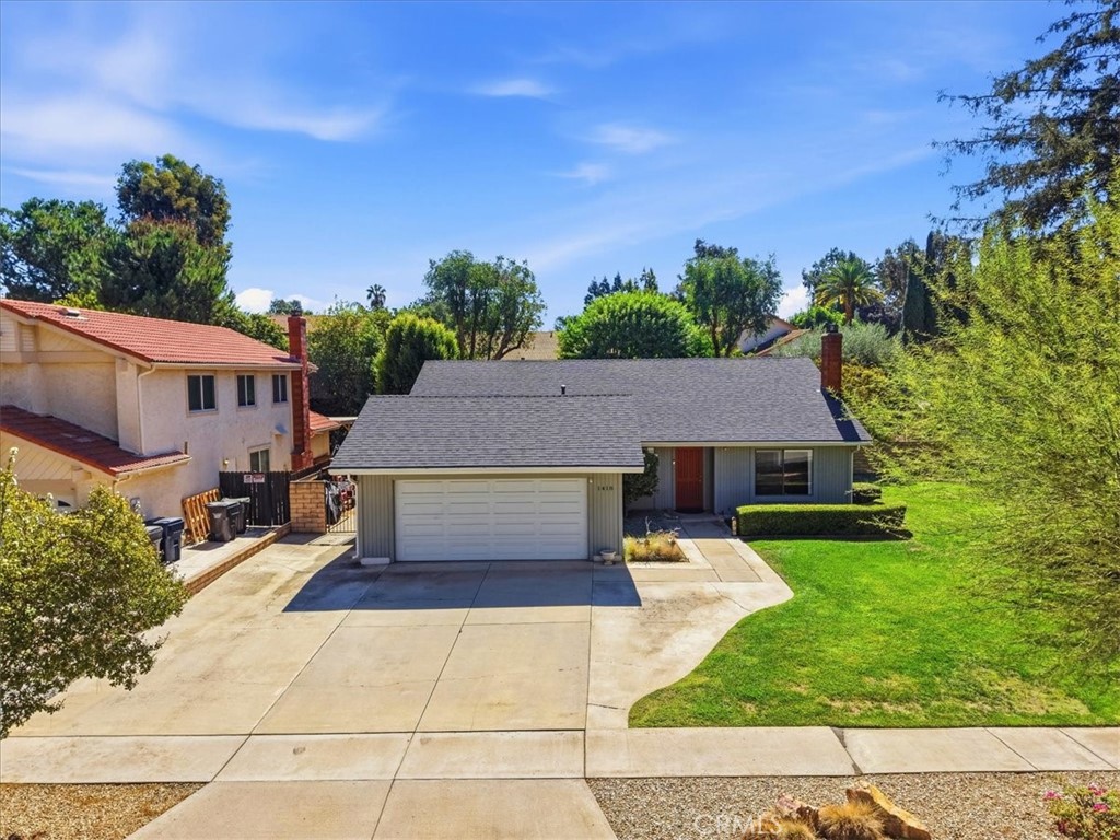 1418 Diamond Court