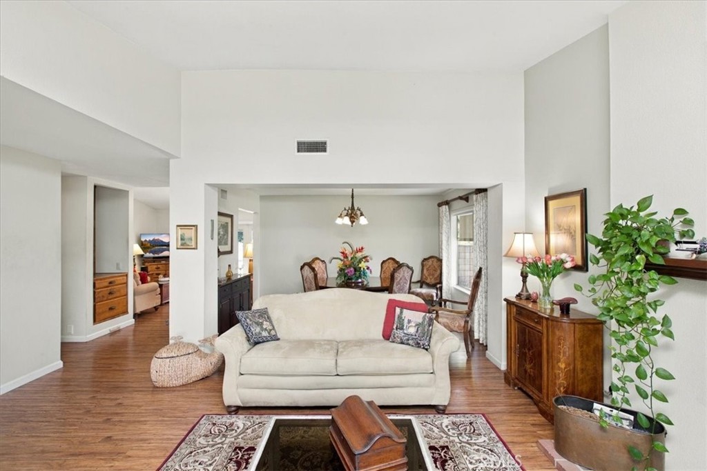 1418 Diamond Court