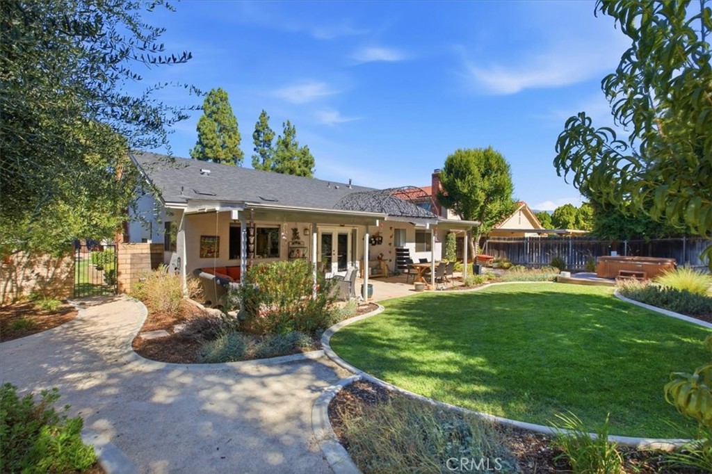 1418 Diamond Court