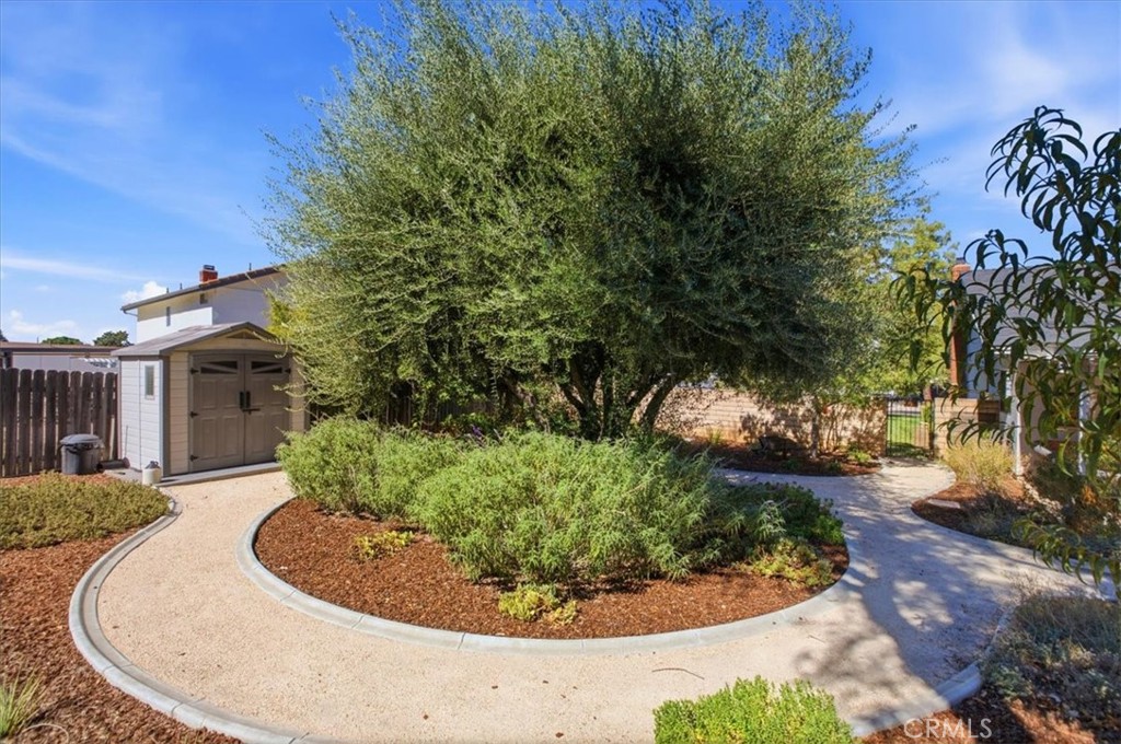 1418 Diamond Court