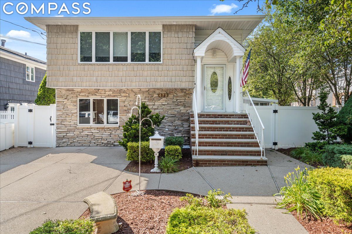 479 Craig Avenue