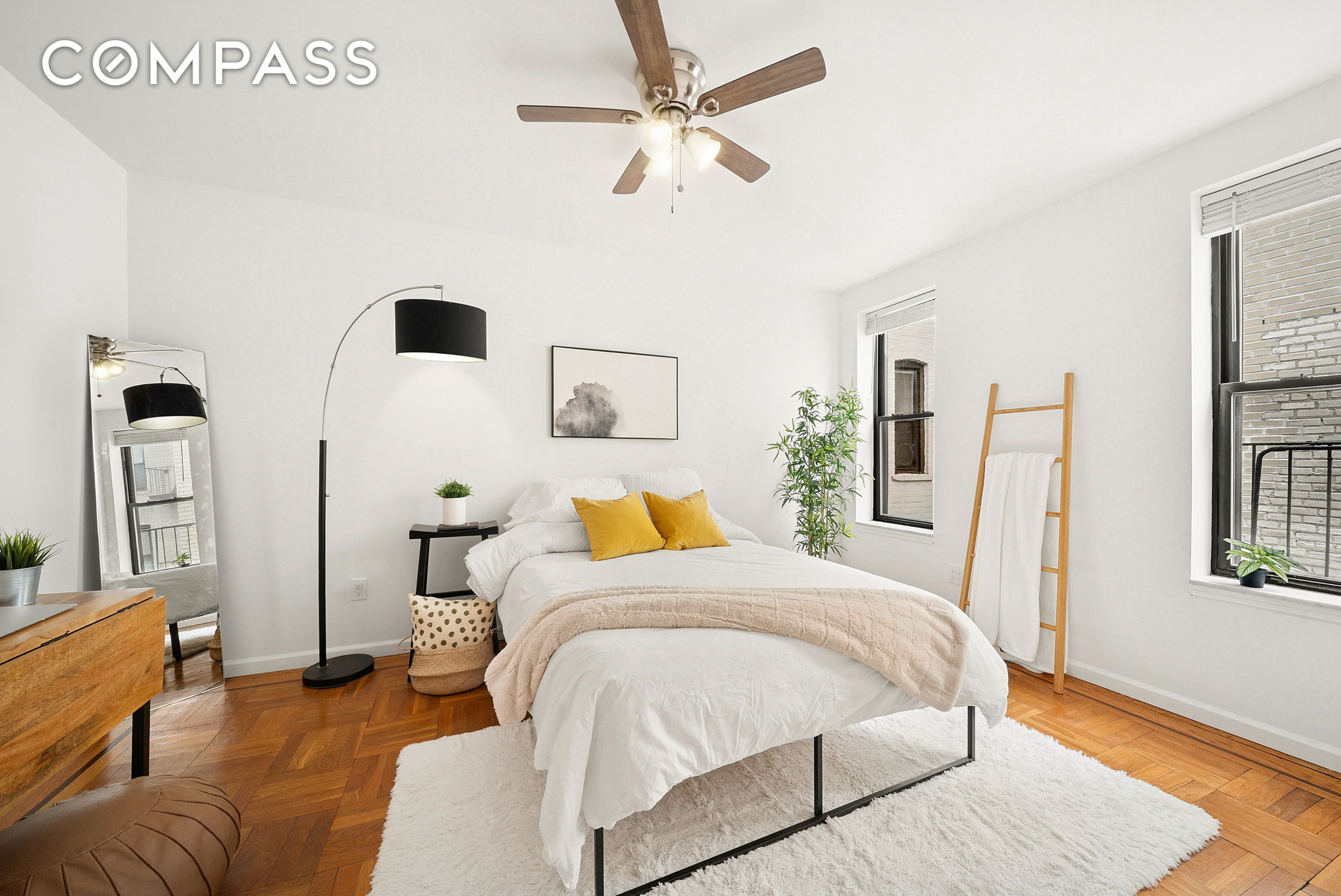 325 Marine Avenue D10