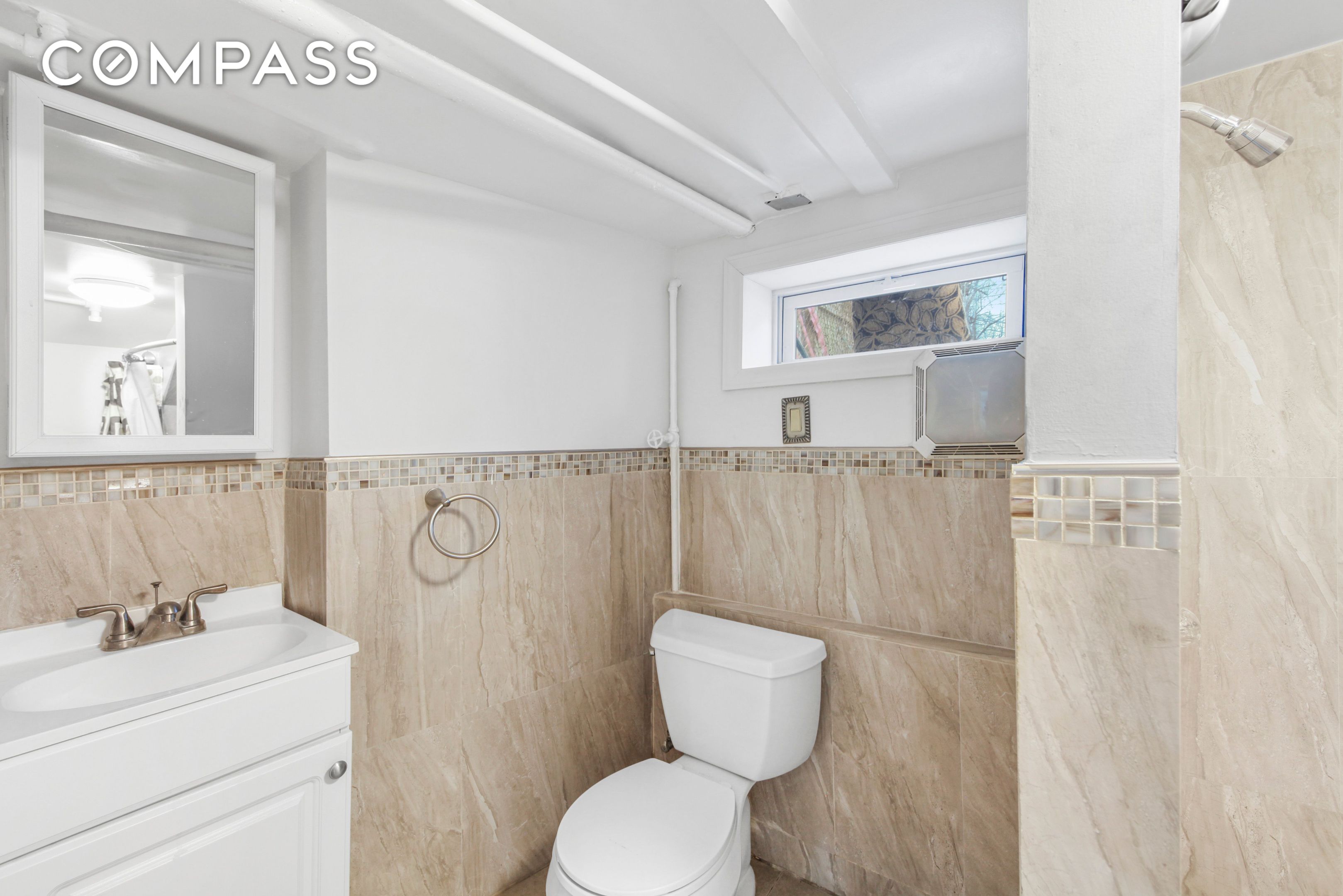 1530 E 51st Street