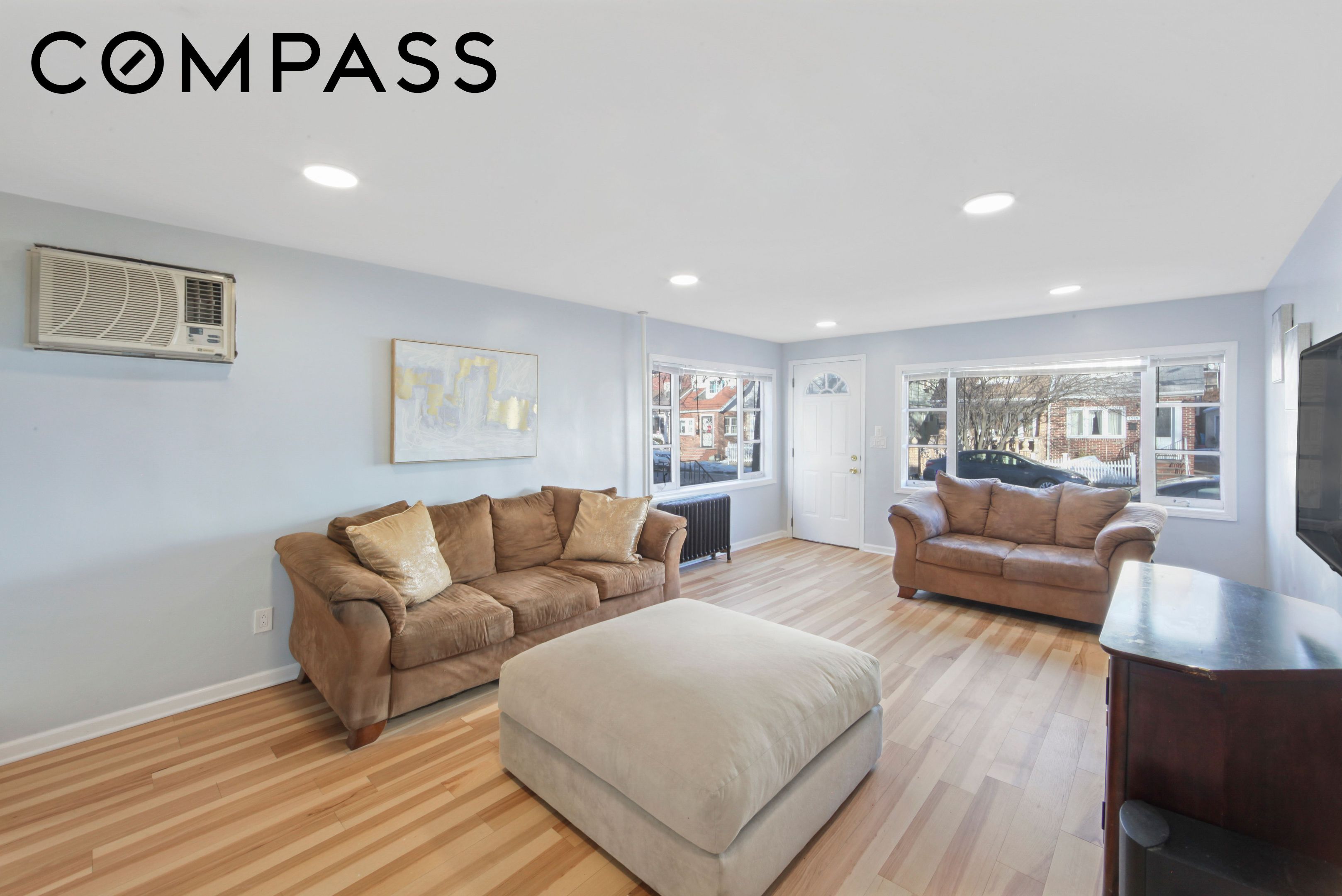 1530 E 51st Street
