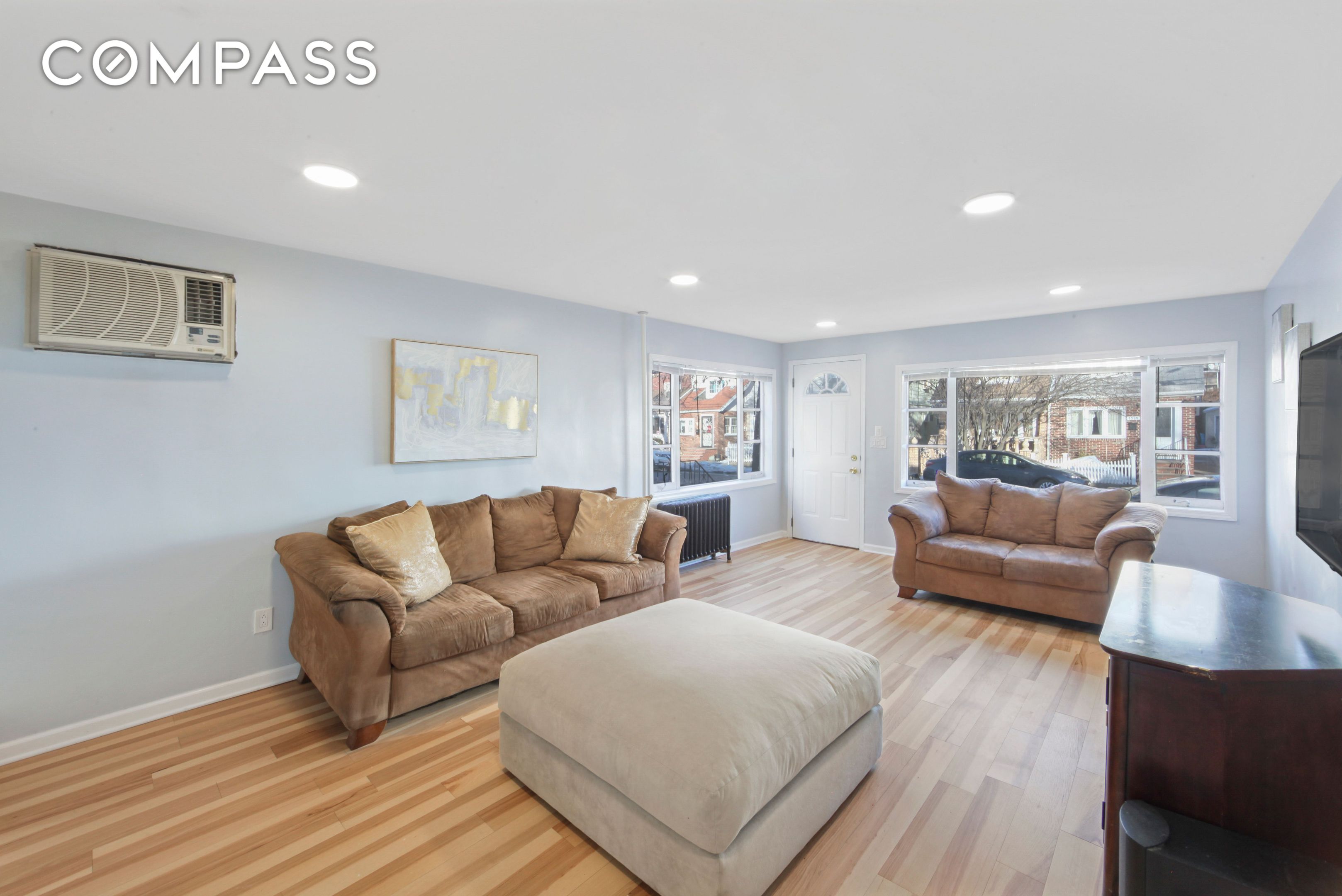 1530 E 51st Street
