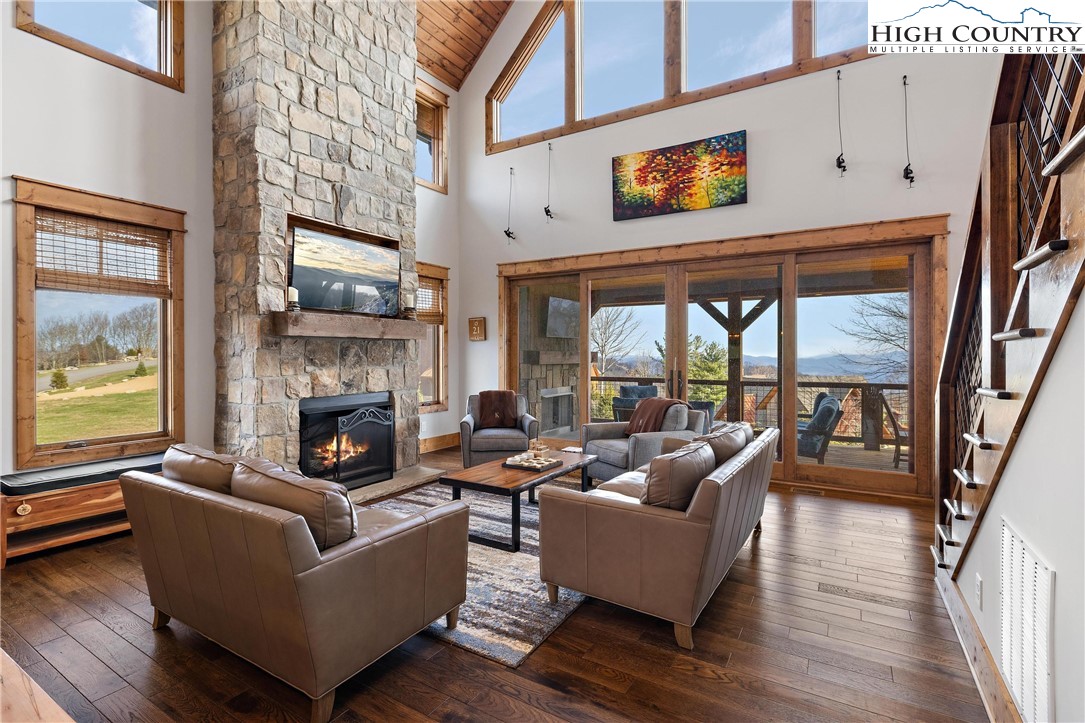 334 High Country Overlook