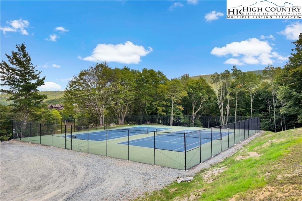 Lot 93 Peregrine Trail