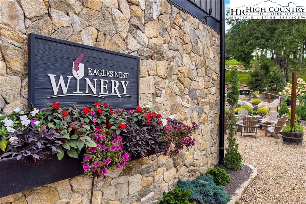 Lot 93 Peregrine Trail