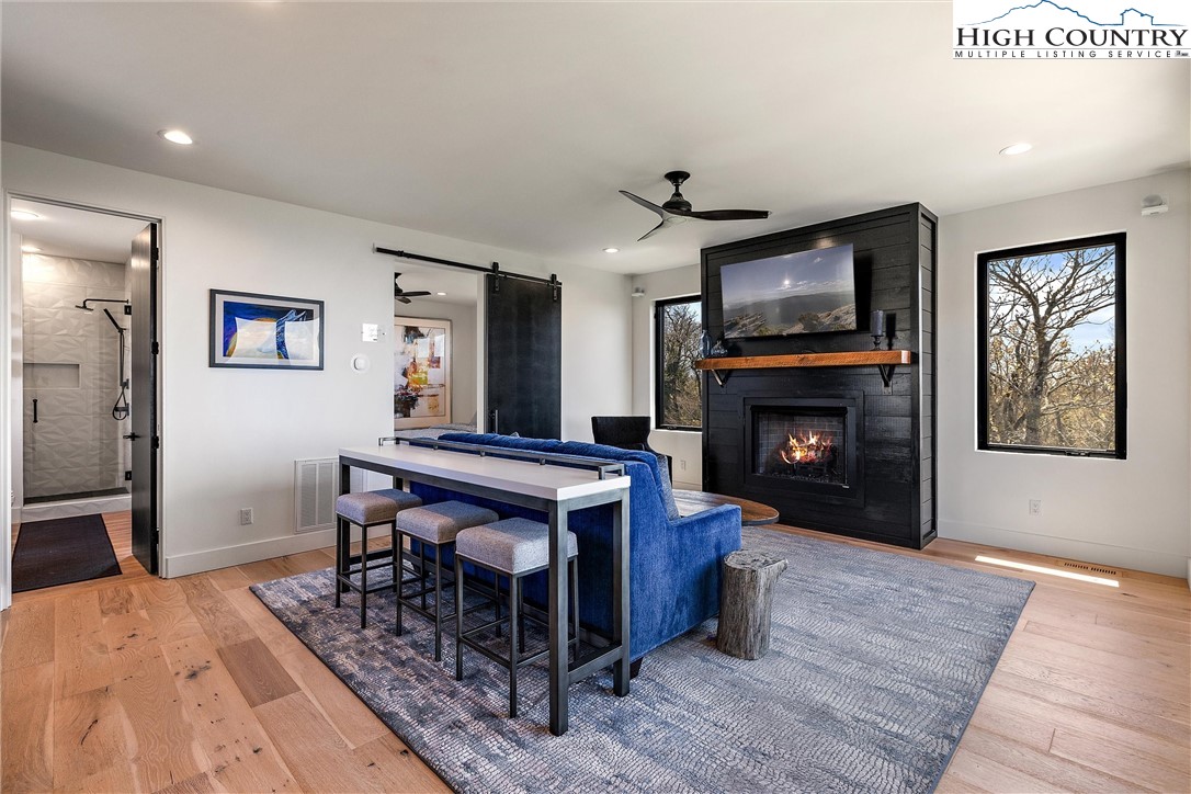 293 Lodge Ridge Trail