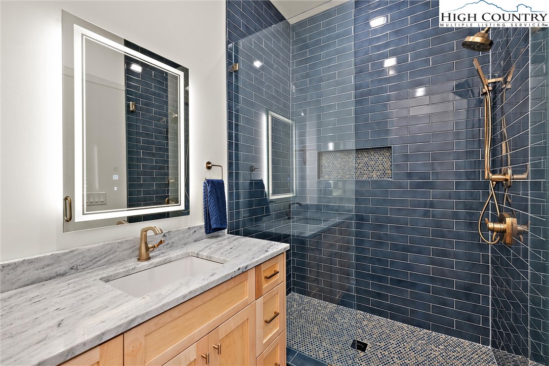293 Lodge Ridge Trail