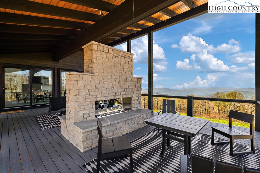 293 Lodge Ridge Trail
