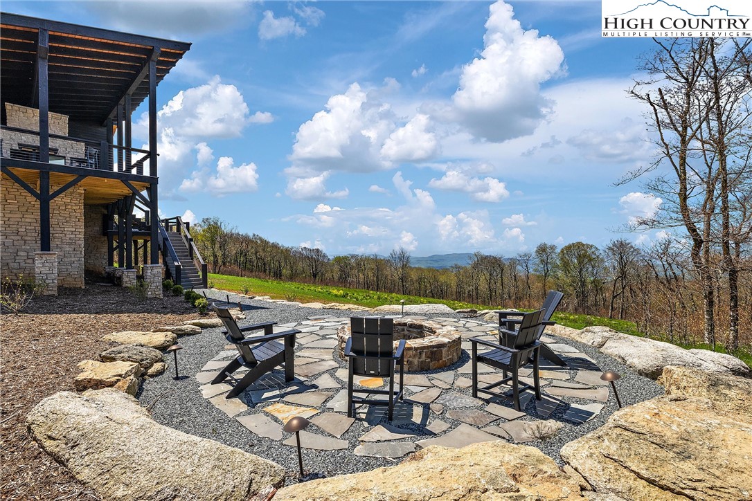 293 Lodge Ridge Trail