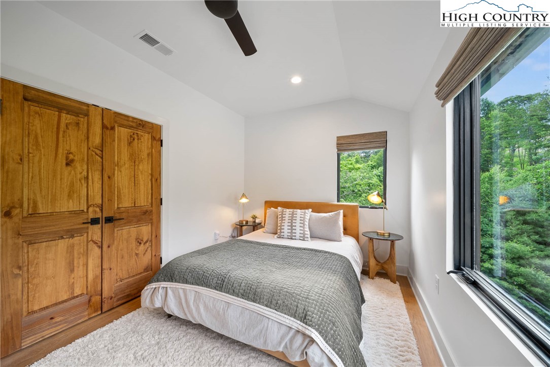 70 Fernwood Trail