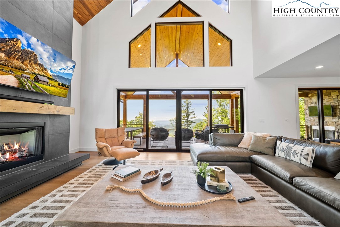 70 Fernwood Trail
