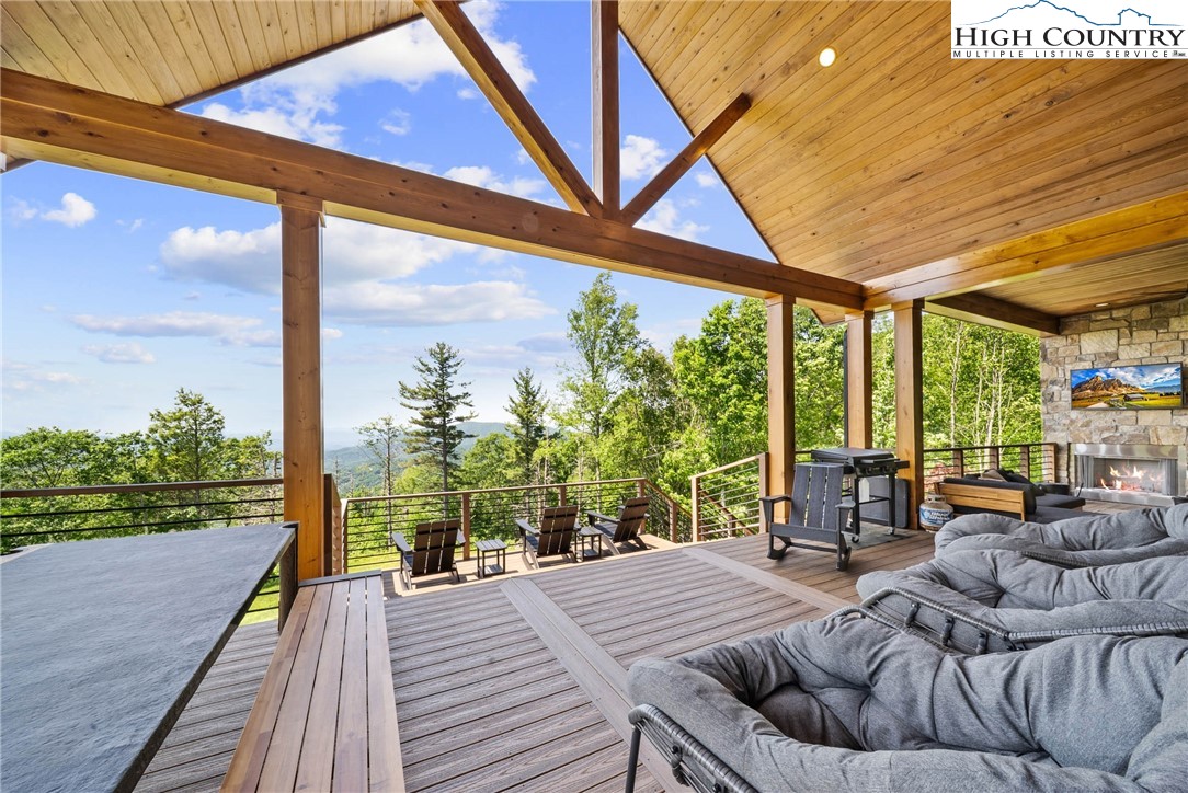 70 Fernwood Trail