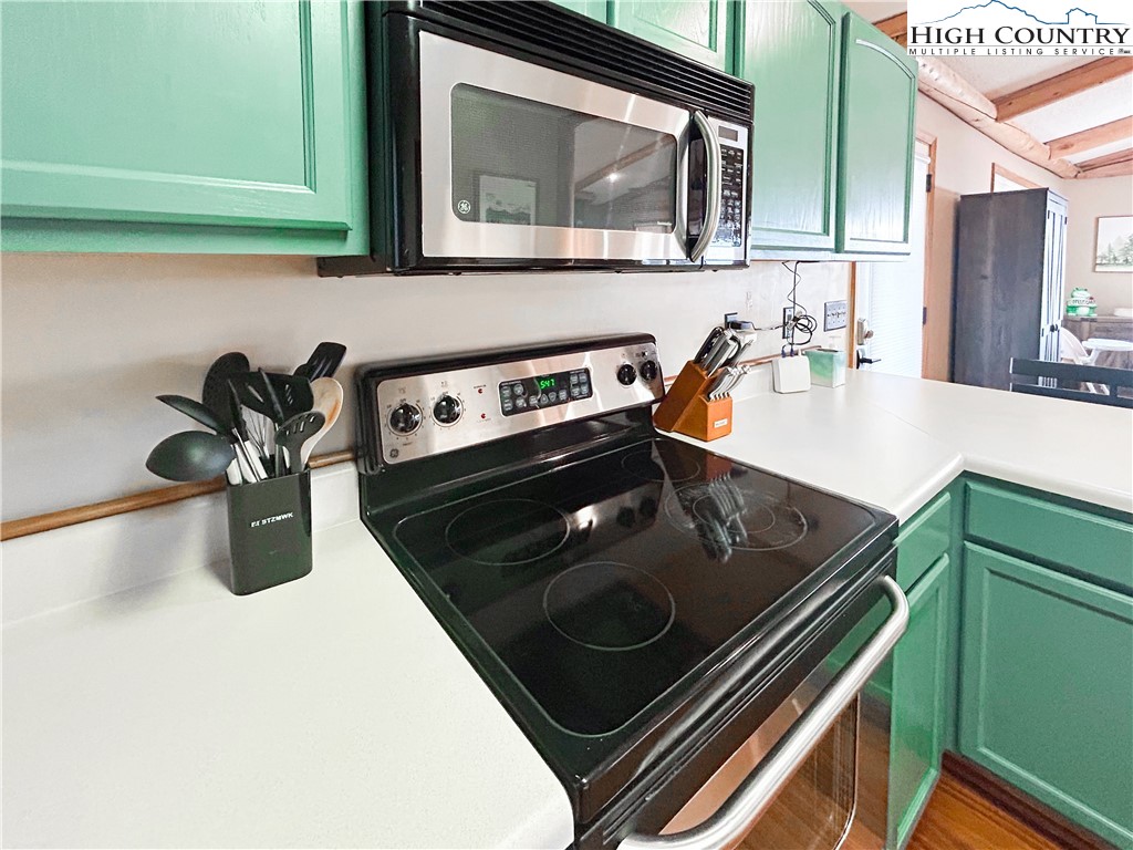 114 Spruce Hollow Road