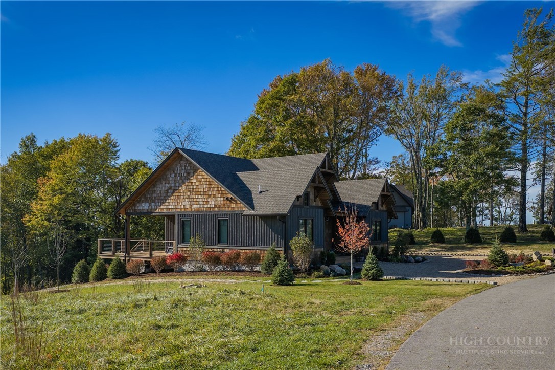 135 Vineyard Trail