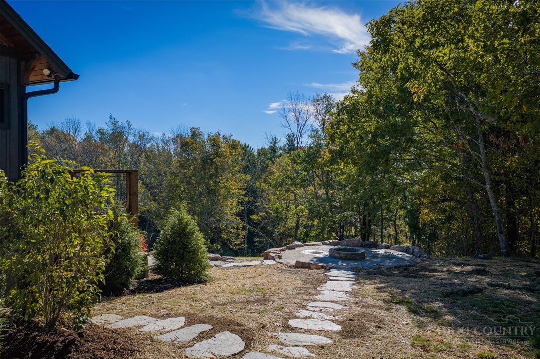 135 Vineyard Trail